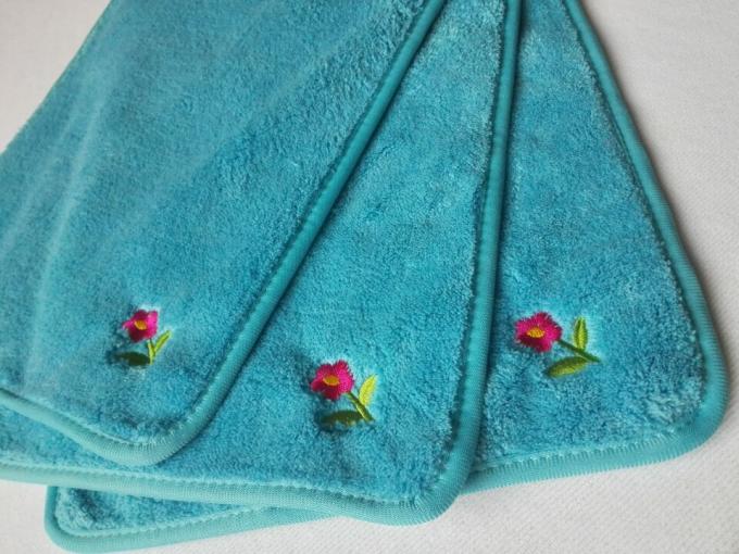 Le bleu direct superbe d'usine d'absorption de doux et de hautes eaux a imprimé le chiffon de nettoyage 100%Economy 30X40cm de Microfiber