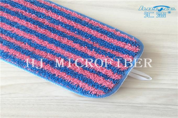 La rayure rouge et bleue Microfiber teint par fil a tordu des protections de rechange de balai de têtes de balai de tissu pour le nettoyage à la maison