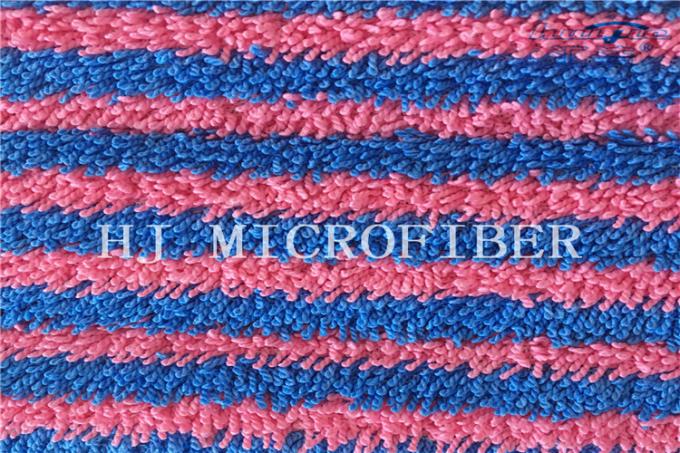 La rayure rouge et bleue Microfiber teint par fil a tordu des protections de rechange de balai de têtes de balai de tissu pour le nettoyage à la maison