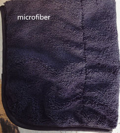 Serviette de nettoyage belle sifflante durable de sports de noir de largeur de Microfiber 300gsm 150cm