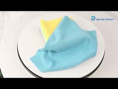 Chiffon de nettoyage adapté aux besoins du client de Microfiber pour le nettoyage