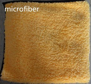 Main piquante d'ouatine de corail nettoyant la serviette 40*40cm 300gsm jaune de sports de Microfiber