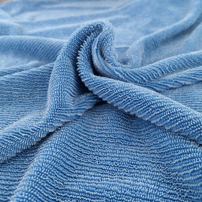 450GSM a tricoté le petit pain absorbant superbe de tissu de Microfiber de torsion de chaîne pour le balai